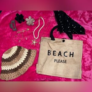 Women’s beach bag and accessories